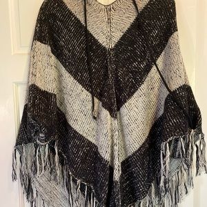 Mystree Black and Grey Knitted Poncho